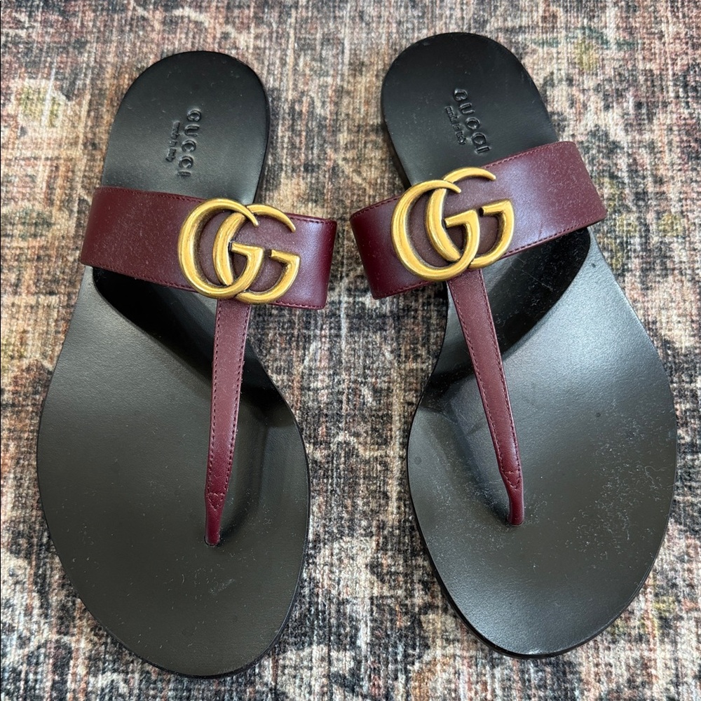 Gucci Maroon and Black Thong Sandals